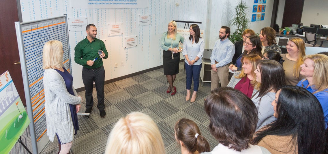 8 Essential Tips for a Successful Huddle
